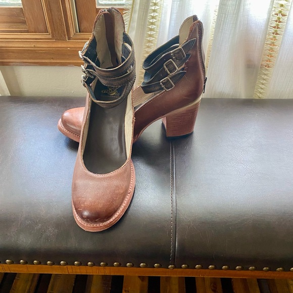 Women's Freebird Randi Tan Light Brown Leather Ankle Strap Mid-heel Shoes 9 - Picture 7 of 7